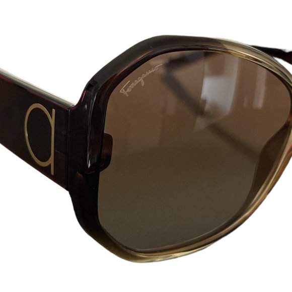 Salvatore Ferragamo Women's Sunglasses SF942S Brown Acetate 61-17-145 - Picture 6 of 12